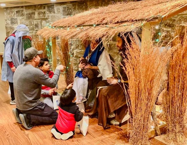 2023-12-29 A Night in Bethlehem. Photos by Nancy Fadeley